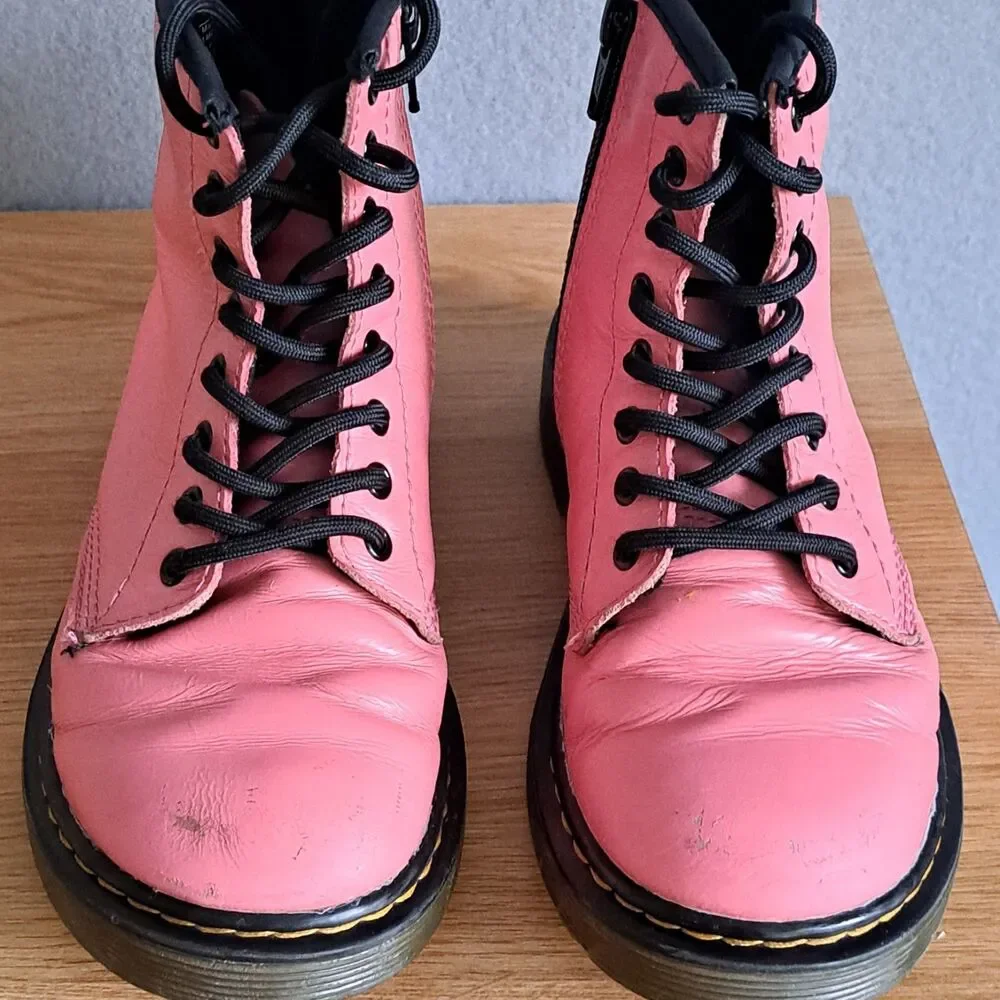 DR DOC MARTENS Girls Pink Boots Shoe 1460 J Soft Leather Youth Sz 1 US